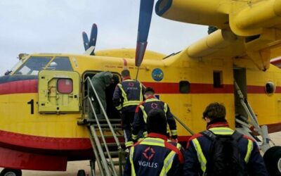 Alumnos de FP Vigiles exploran el mundo de los bomberos